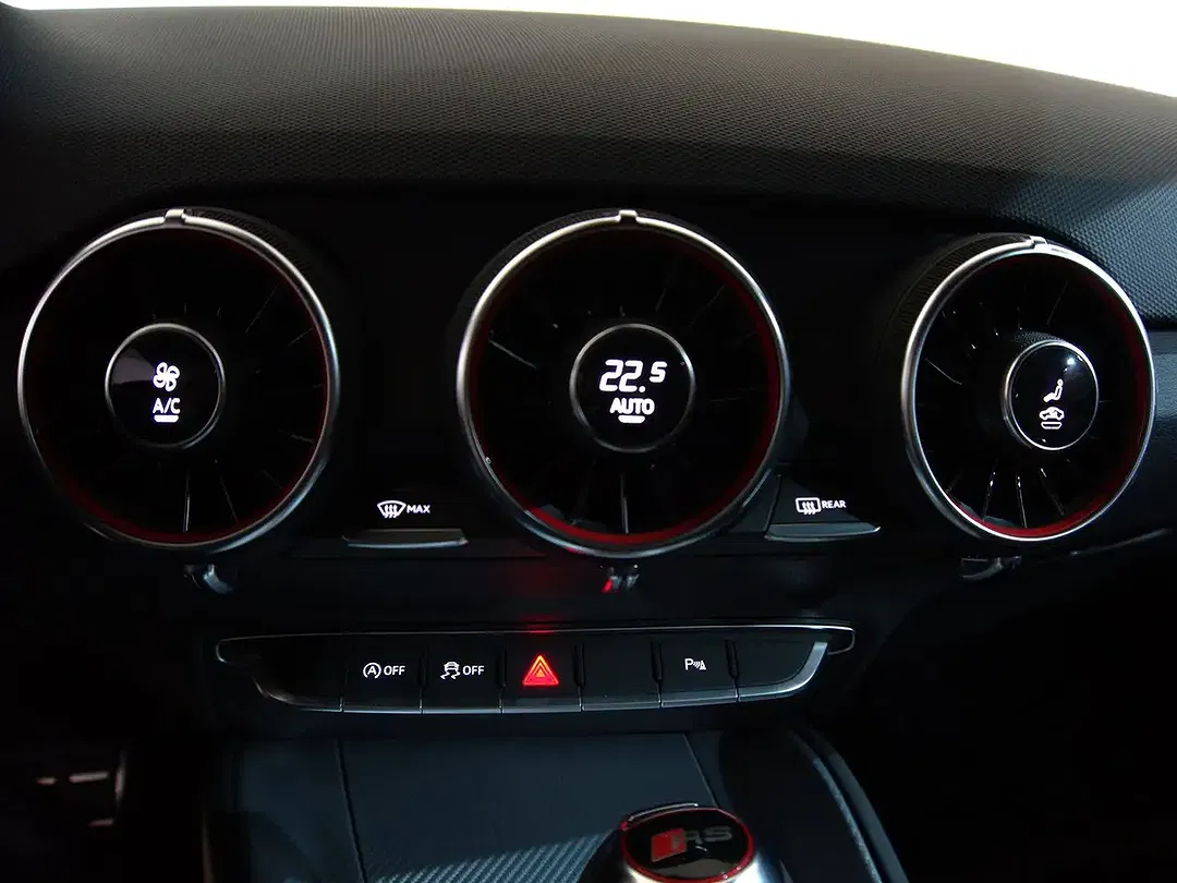 Audi TT RS Coupe - Thumbnail 14