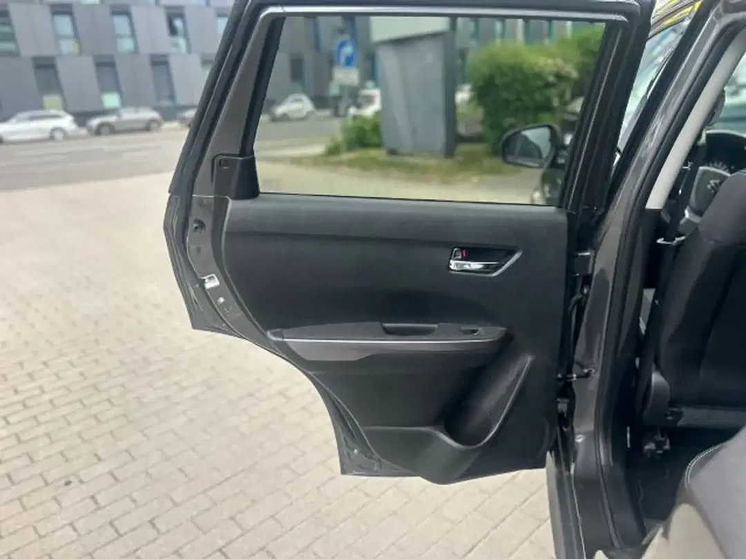 Suzuki Vitara Hybrid 1.4 BOOSTERJET 6AT Comfort - Thumbnail 10
