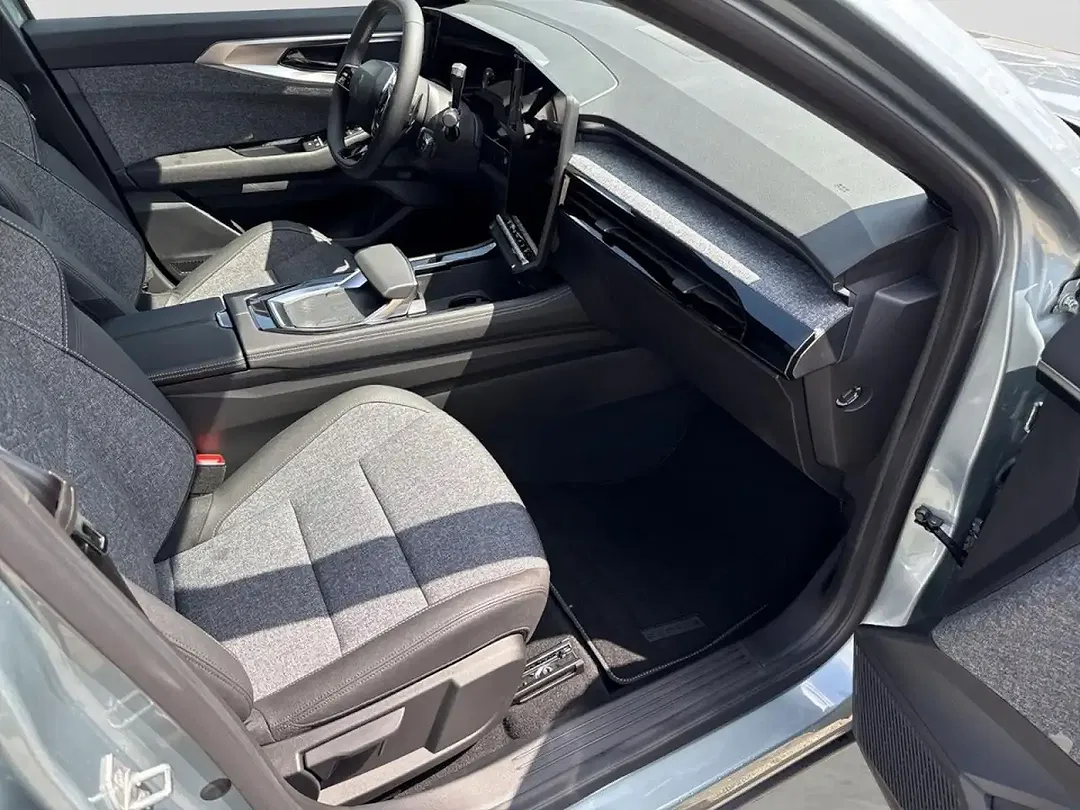 Renault Espace E-Tech Hybrid Techno - foto 12