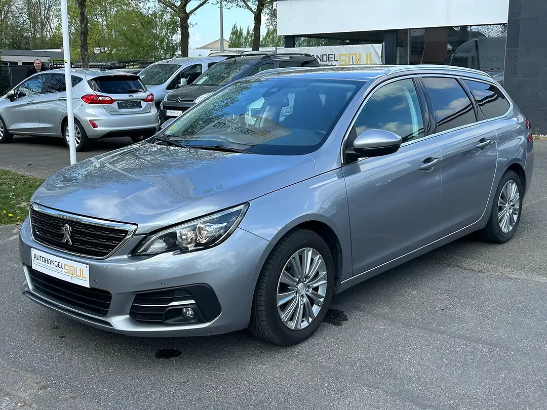 Peugeot 308 HDi - foto 1