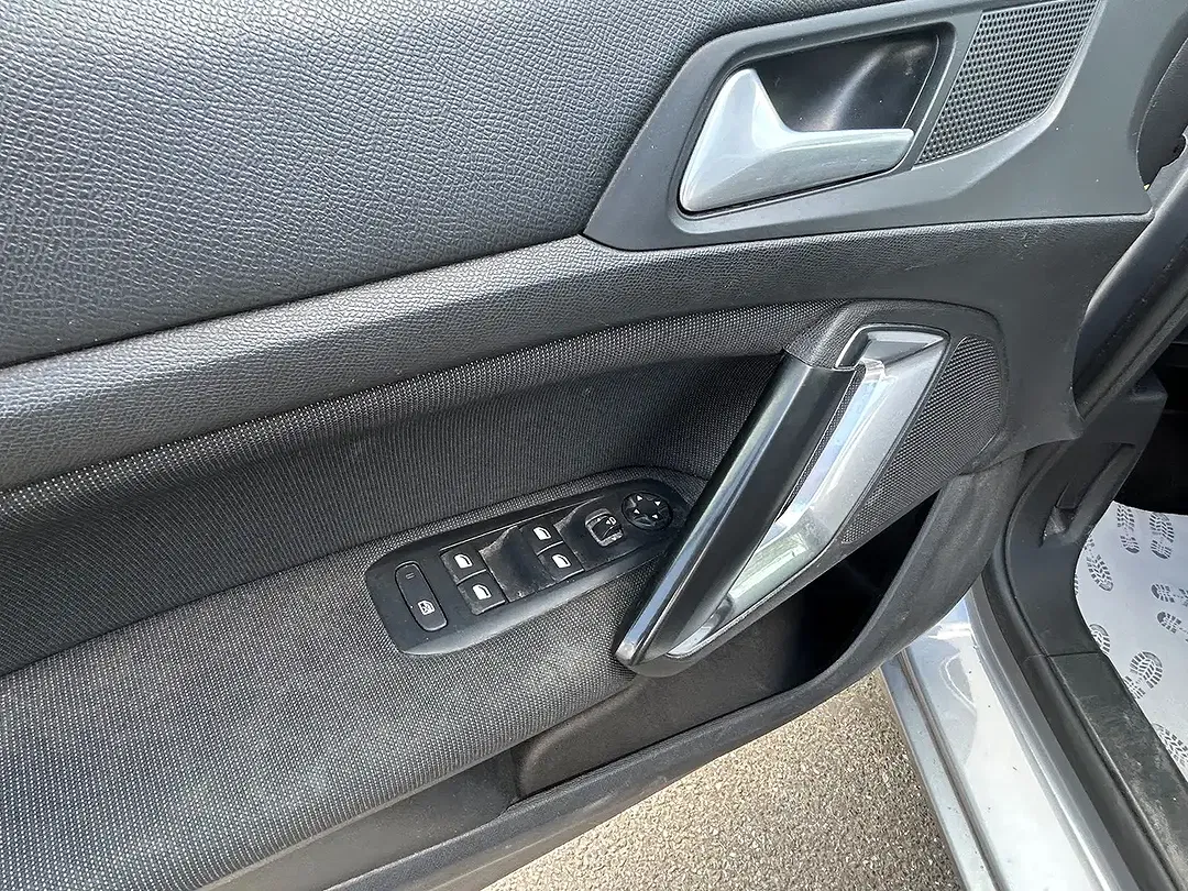 Peugeot 308 HDi - Thumbnail 8