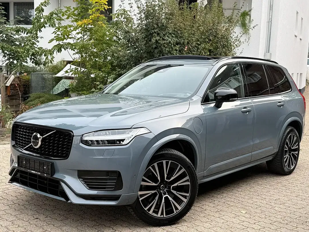 Volvo XC90 Ultimate Dark - foto 1