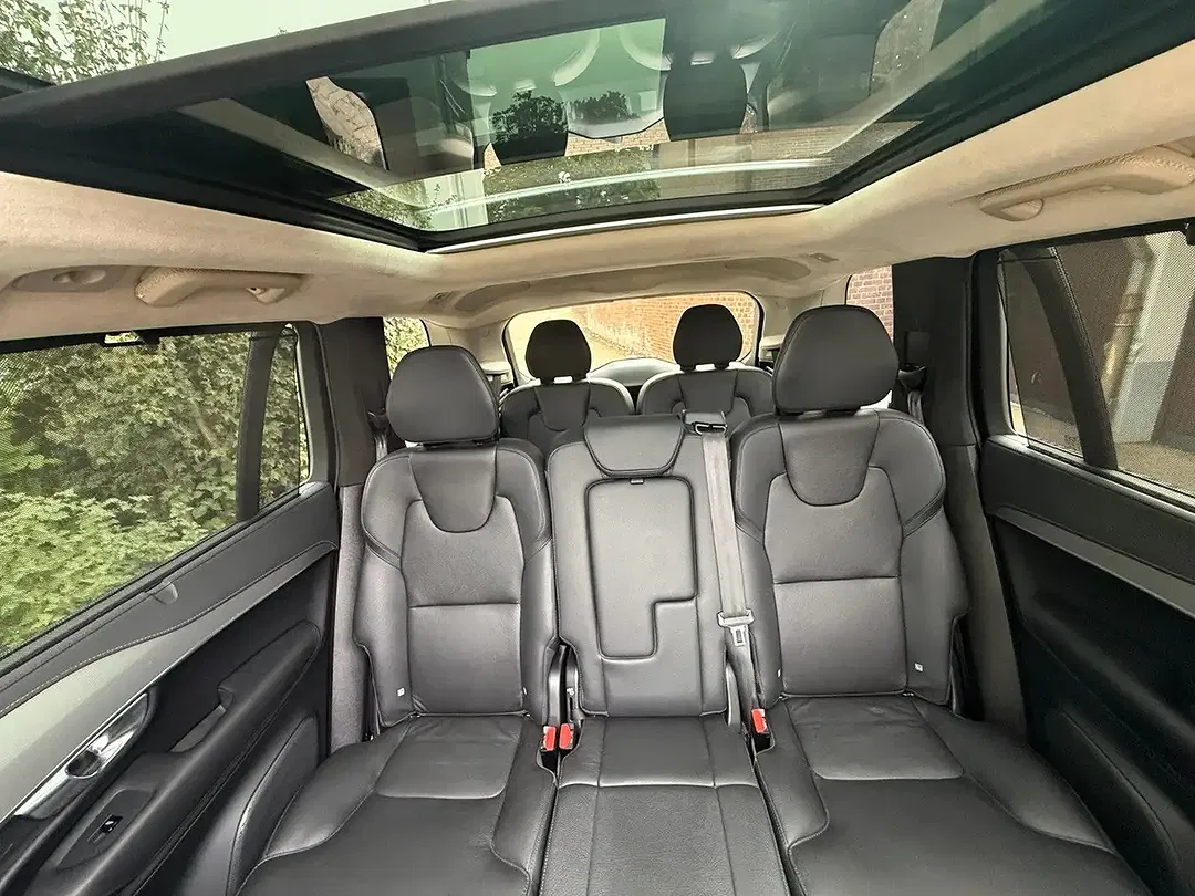 Volvo XC90 Ultimate Dark - Thumbnail 10