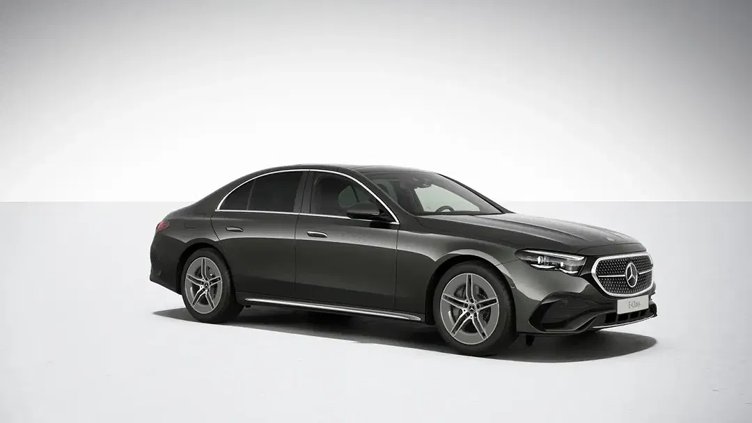 Mercedes-Benz E 300 AMG Line - Thumbnail 3