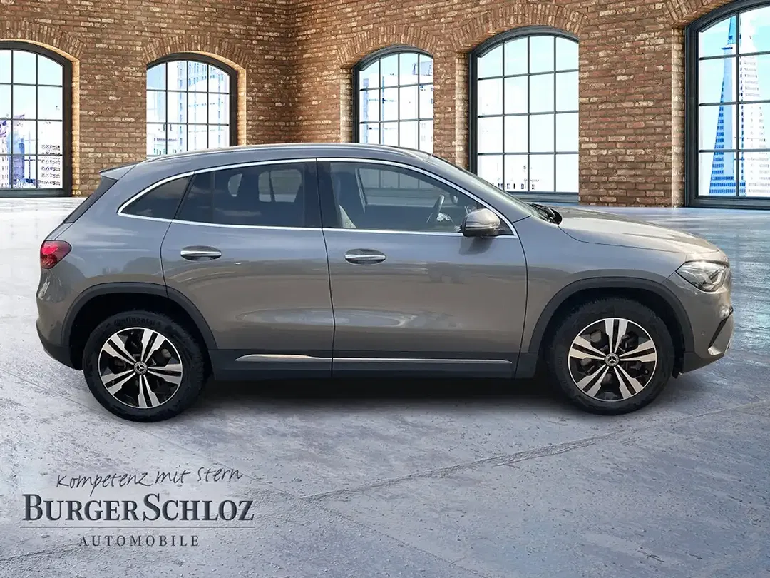 Mercedes-Benz GLA 220 4MATIC Progressive - Thumbnail 4