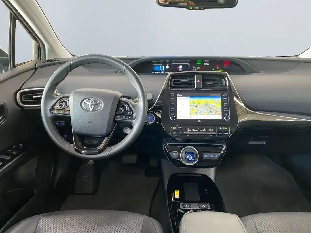 Toyota Prius PHEV Executive - Thumbnail 12