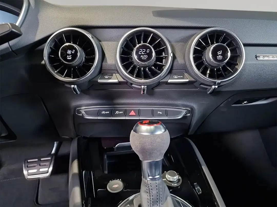 Audi TT RS TFSI S tronic Matrix LED Coupe - Thumbnail 12