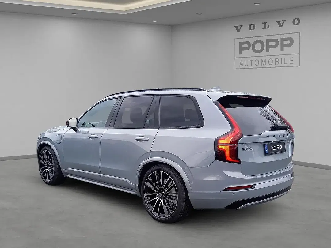 Volvo XC90 T8 AWD Ultra Black Edition - Thumbnail 12