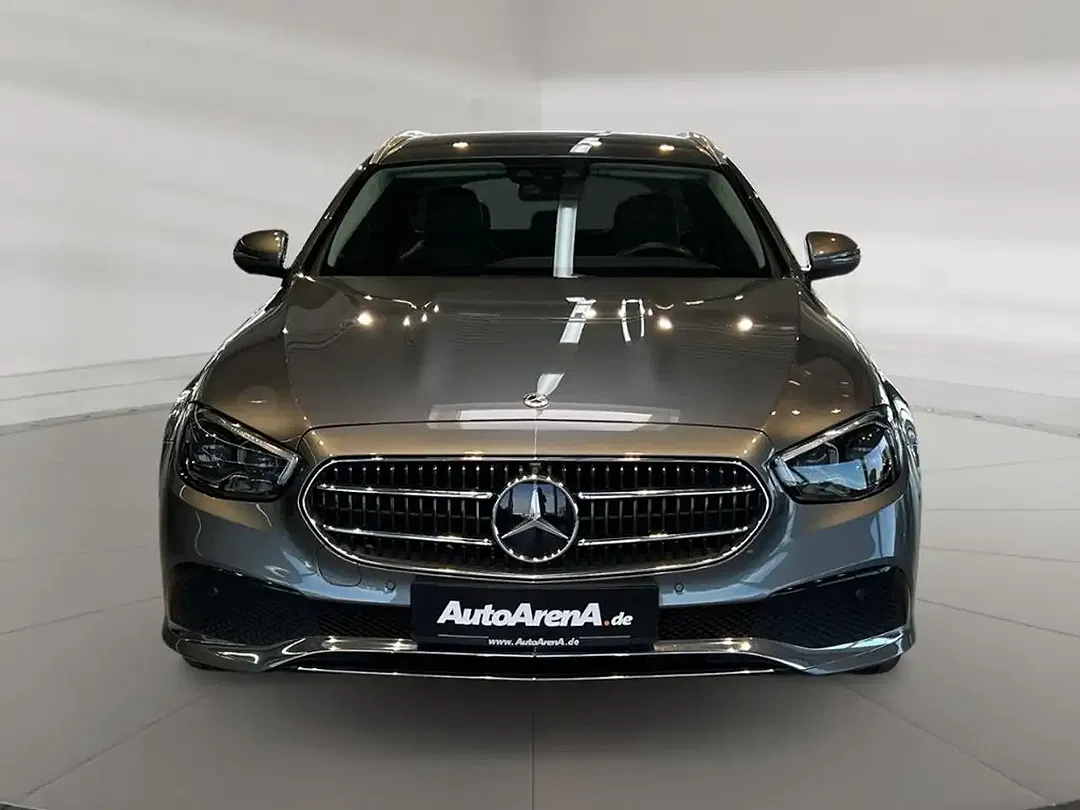 Mercedes-Benz E 220 MBUX Burmester Avantgarde - Thumbnail 5