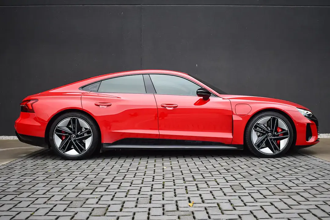 Audi RS e-tron GT quattro - Thumbnail 6