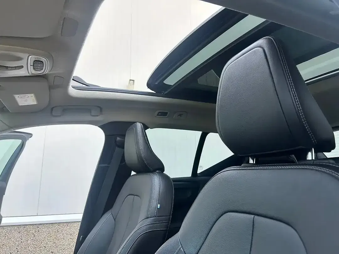 Volvo XC40 T2 1.5 - Thumbnail 8