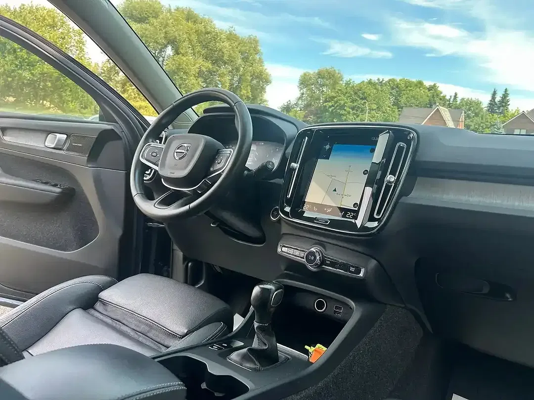 Volvo XC40 T2 1.5 - Thumbnail 9