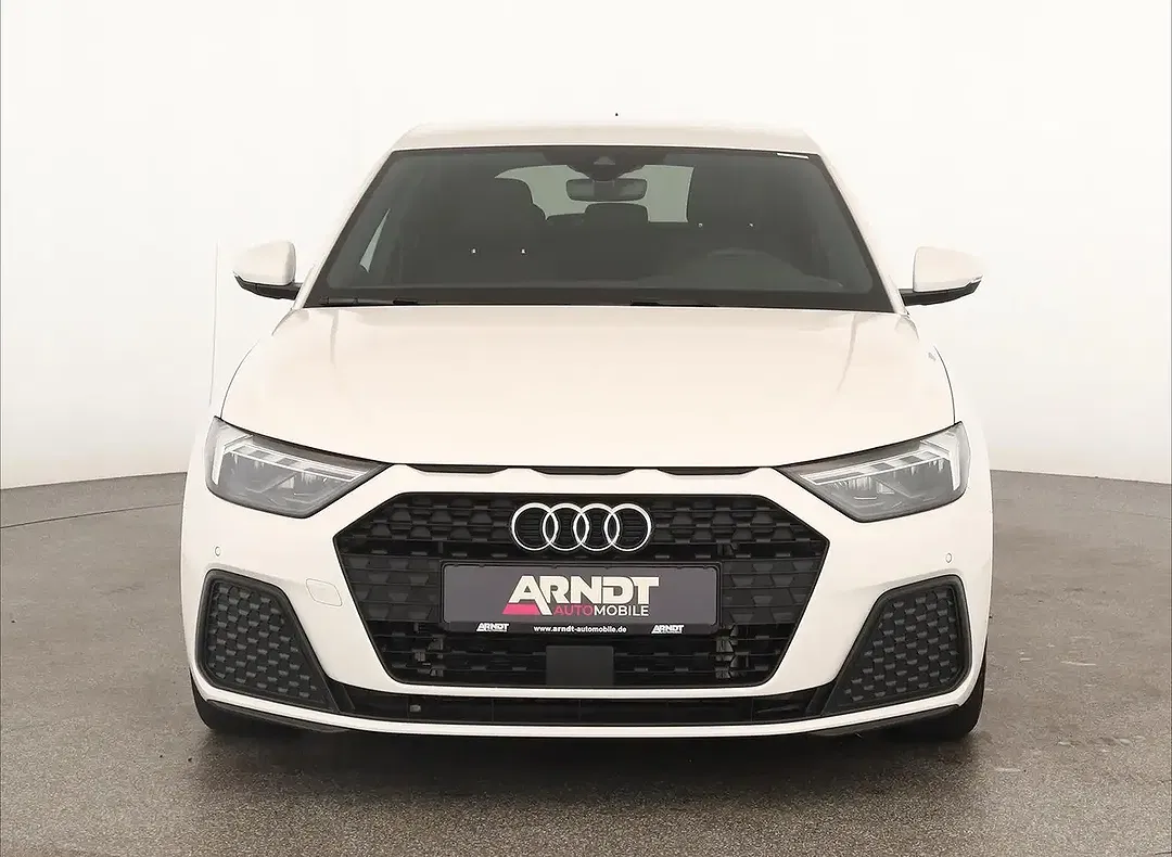 Audi A1 25 TFSI S tronic Sportback - Thumbnail 3