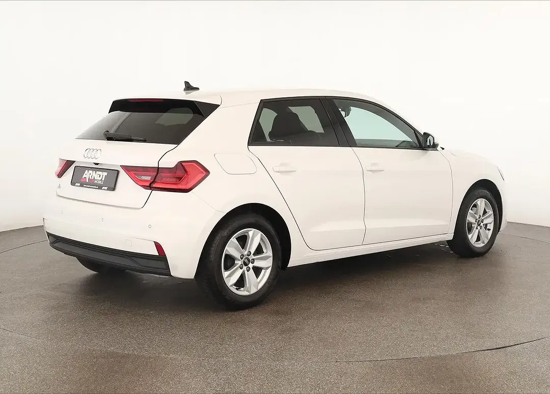 Audi A1 25 TFSI S tronic Sportback - Thumbnail 5