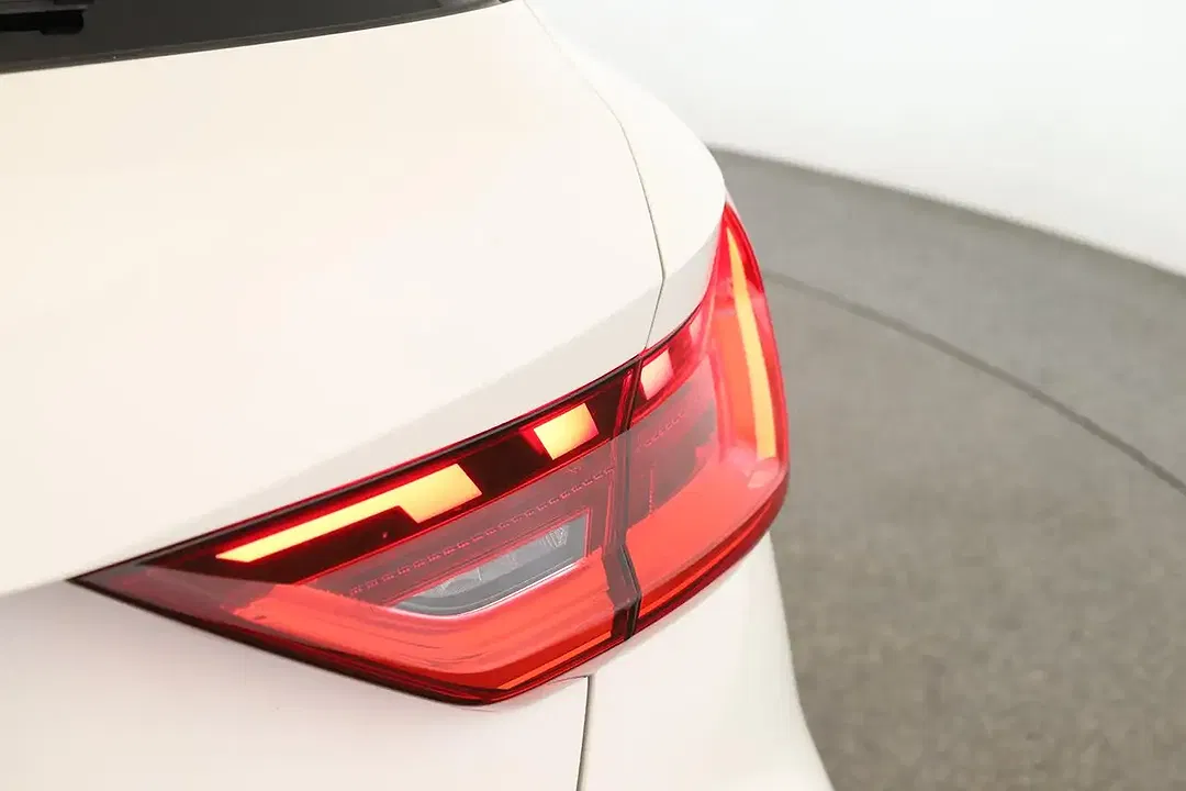 Audi A1 25 TFSI S tronic Sportback - Thumbnail 7