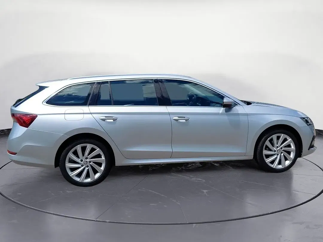 Skoda Octavia 1.4 TSI iV DSG Combi Style - Thumbnail 5
