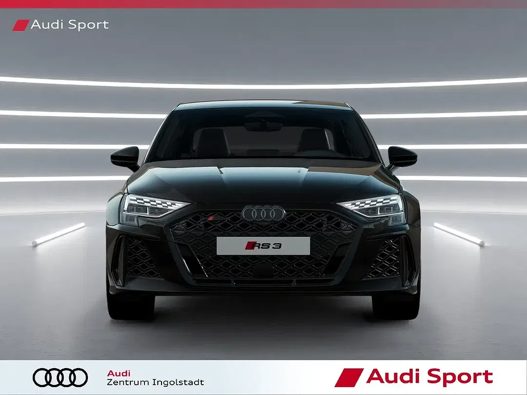 Audi RS3 - foto 1