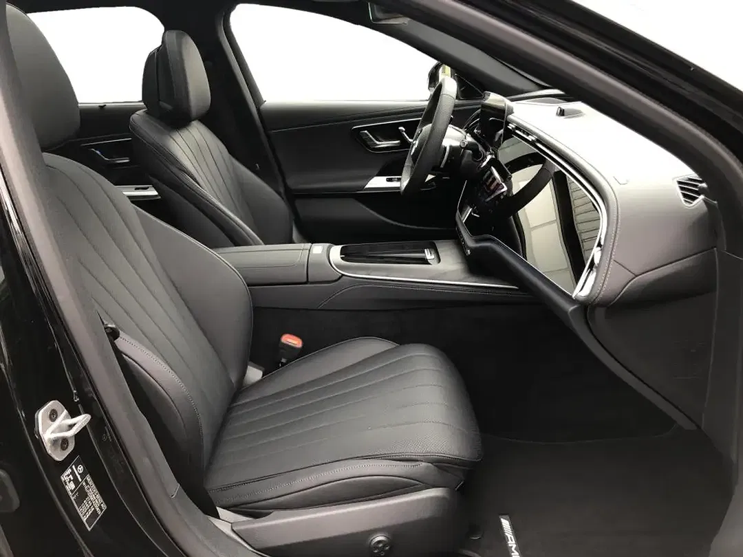 Mercedes-Benz E 450 4MATIC AMG MBUX - Thumbnail 3