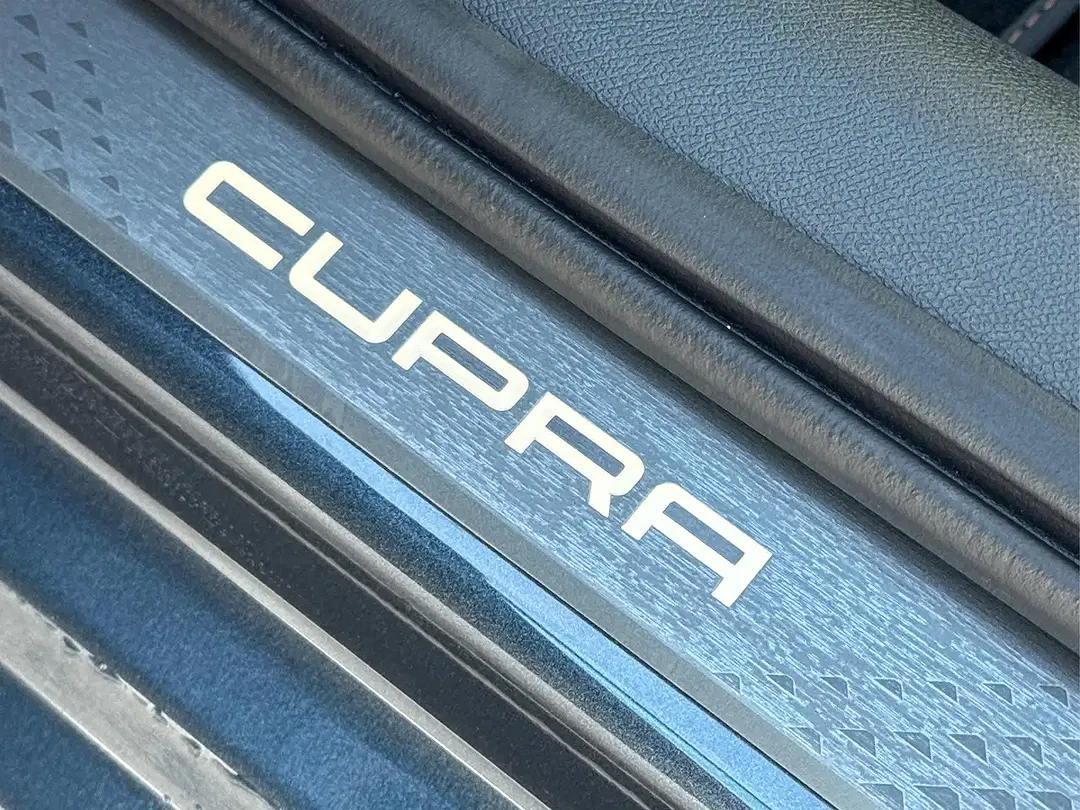 CUPRA Leon Sportstourer - Thumbnail 12