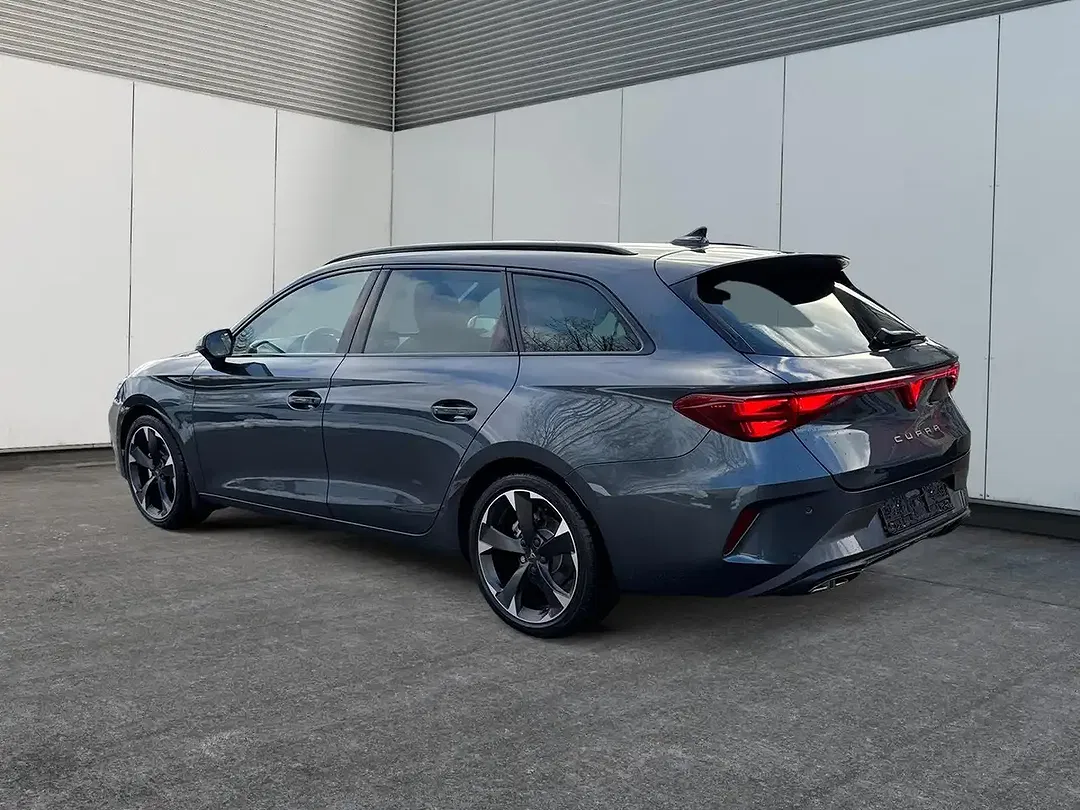 CUPRA Leon Sportstourer - Thumbnail 3