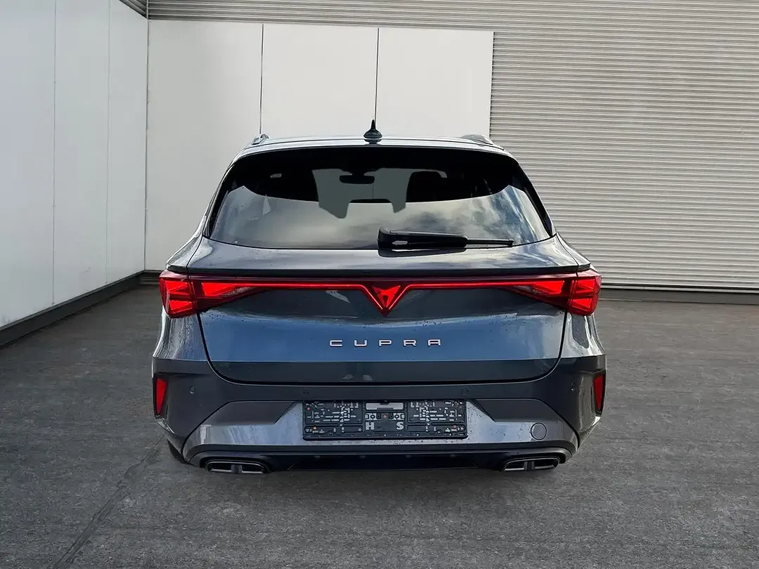 CUPRA Leon Sportstourer - Thumbnail 4