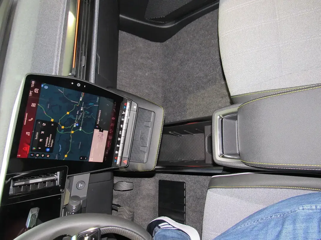 Renault Scenic Techno - Thumbnail 10