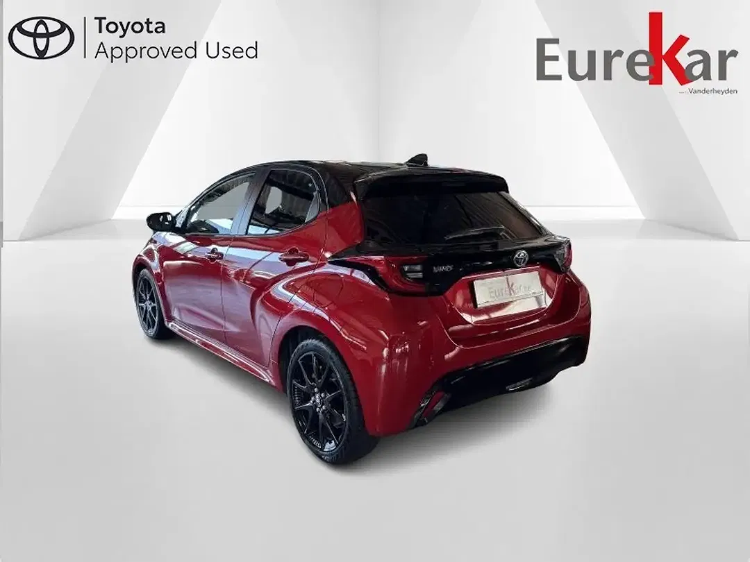 Toyota Yaris 1.5 Hybrid Style - Thumbnail 3