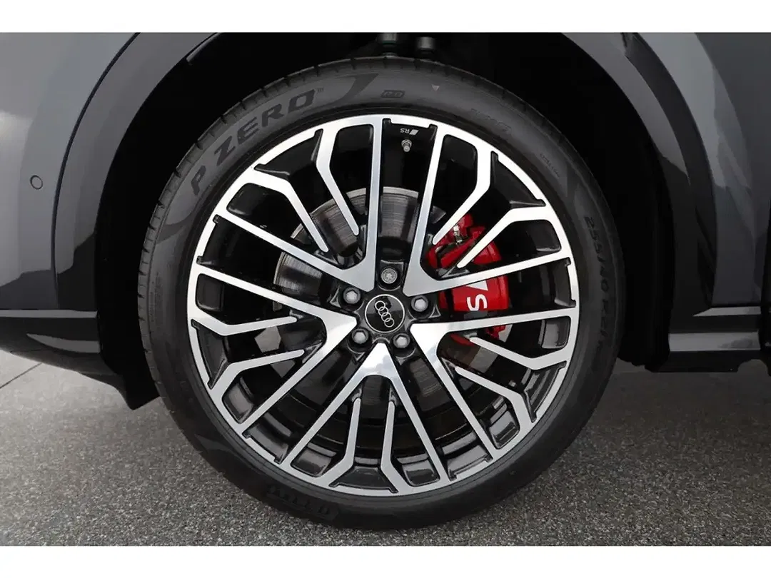 Audi SQ5 TFSI quattro Edition One - Thumbnail 7