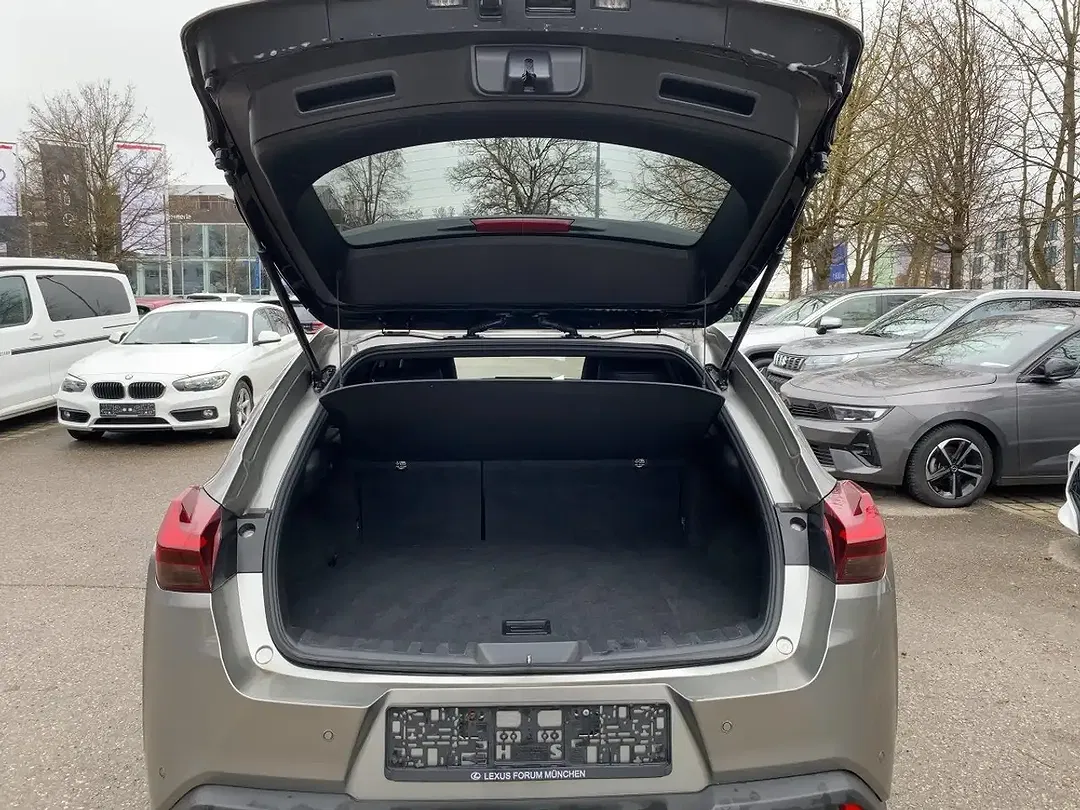 Lexus UX 250h Style Edition - Thumbnail 7