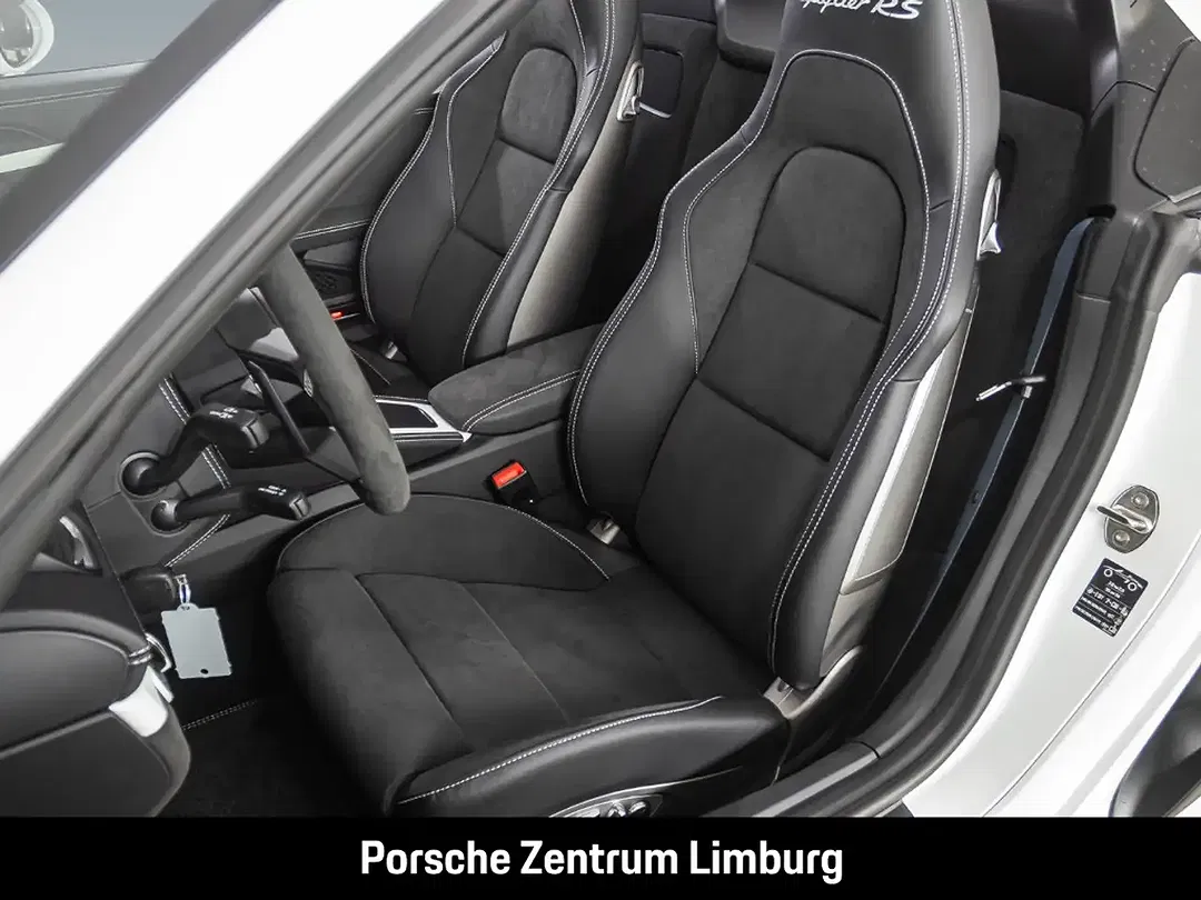Porsche 718 Spyder RS Sport Chrono - Thumbnail 12