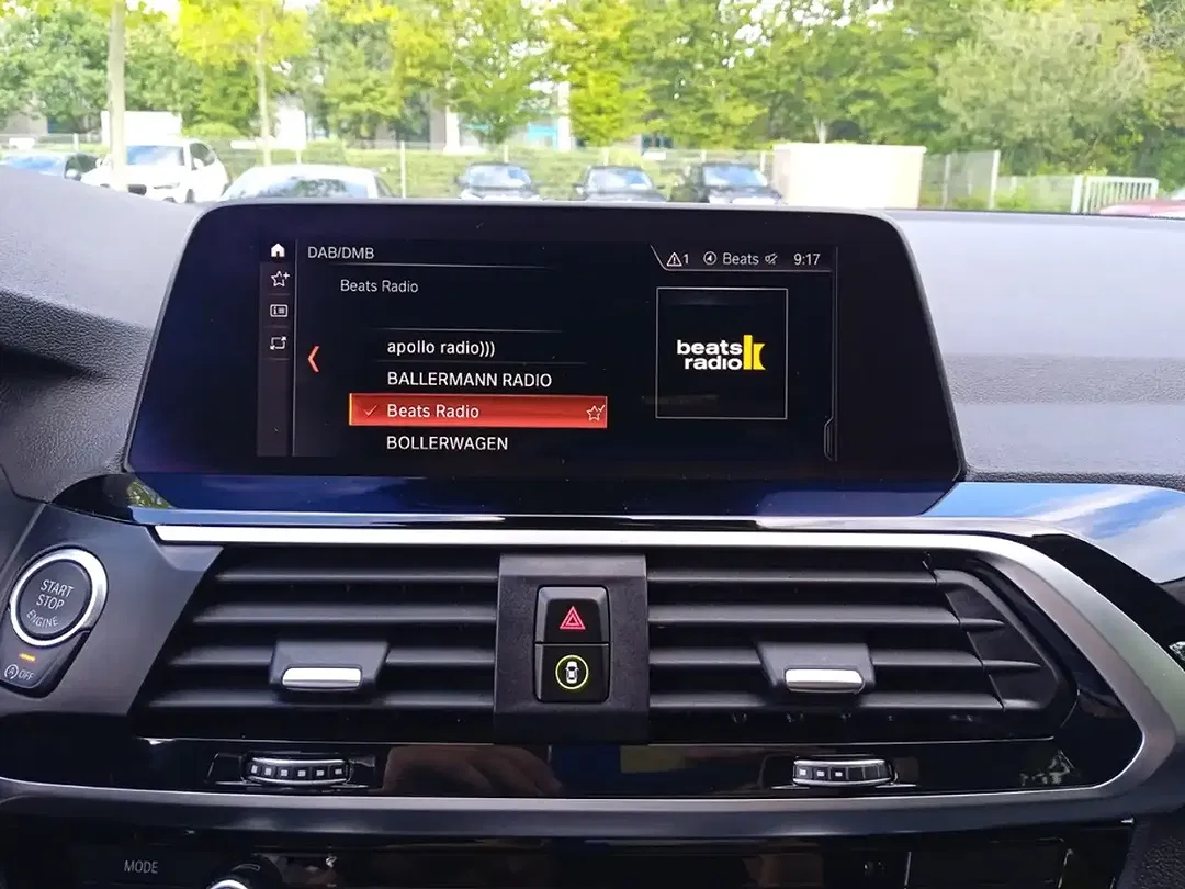 BMW X4 xDrive xLine - Thumbnail 9