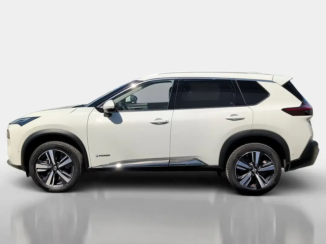 Nissan X-Trail e-Power e-4ORCE Tekna - Thumbnail 2