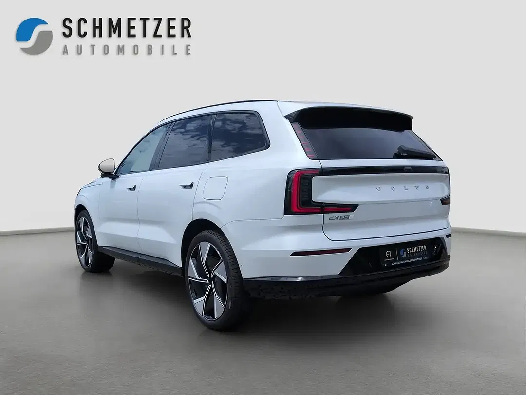 Volvo EX90 Performance Ultra - Thumbnail 3