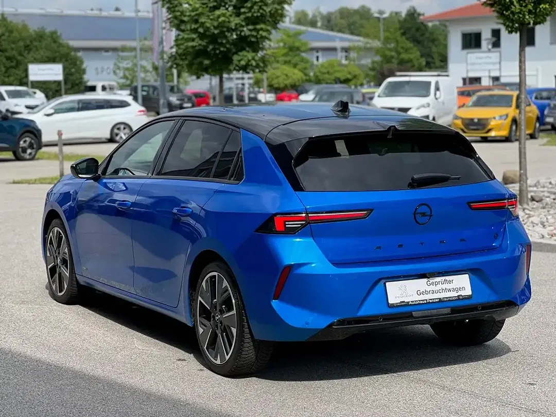 Opel Astra EV GS - Thumbnail 5