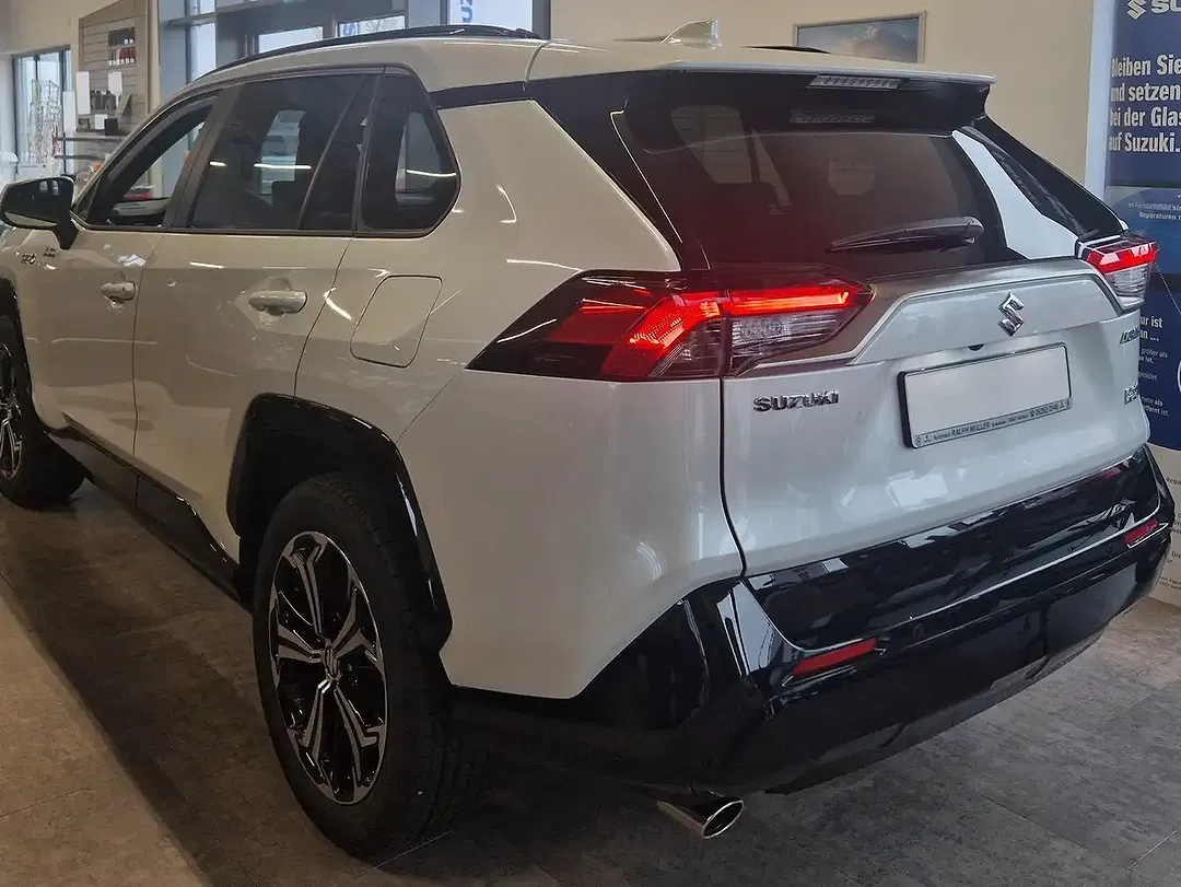 Suzuki Across Hybrid - Thumbnail 4