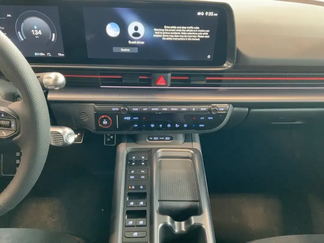 Hyundai IONIQ 6 N Line X - Thumbnail 10