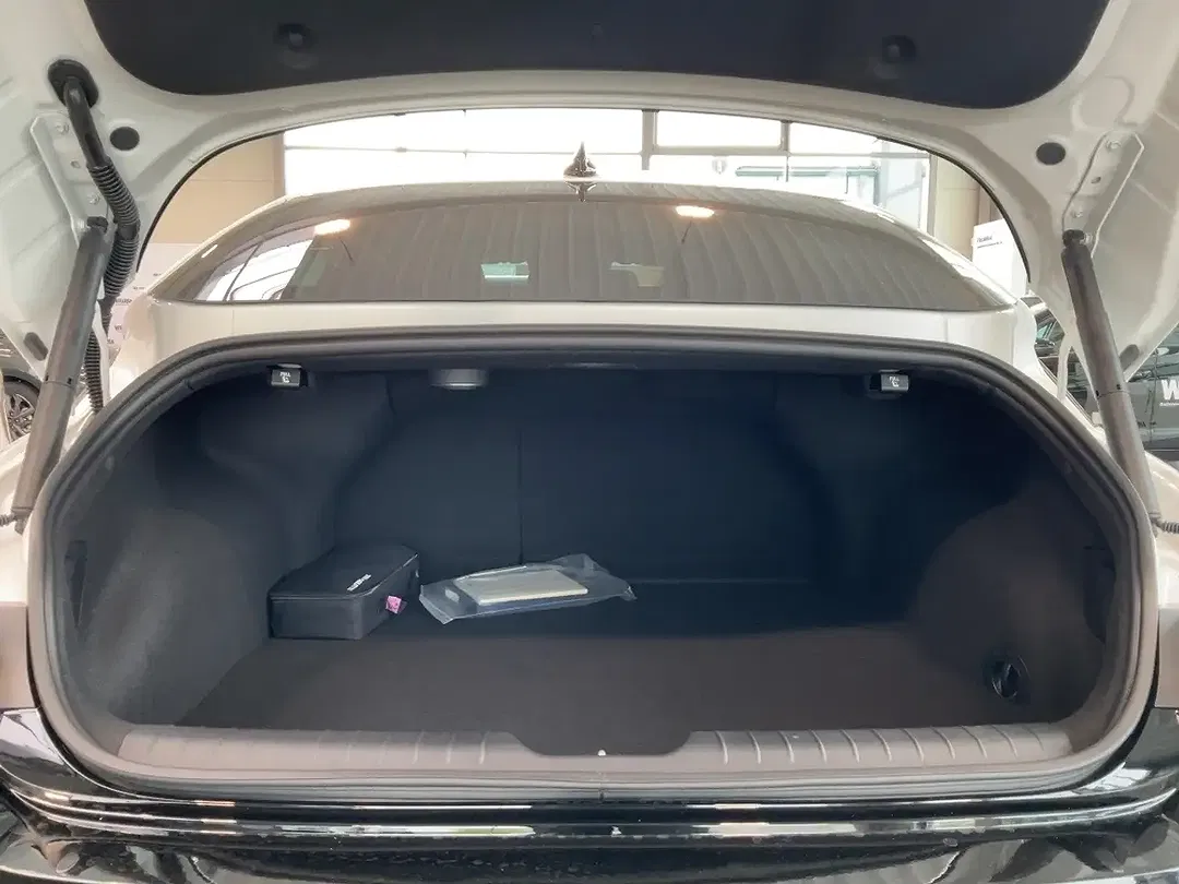 Hyundai IONIQ 6 N Line X - Thumbnail 13
