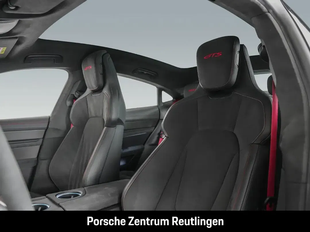 Porsche Taycan GTS - Thumbnail 5