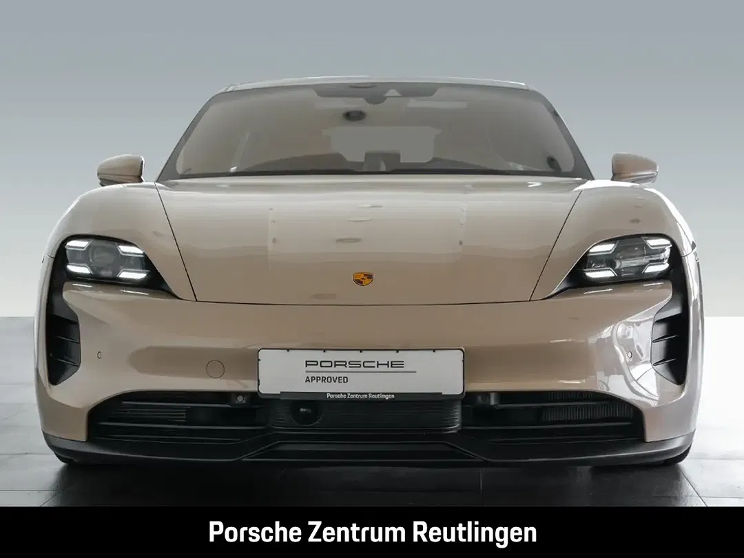 Porsche Taycan GTS - Thumbnail 7