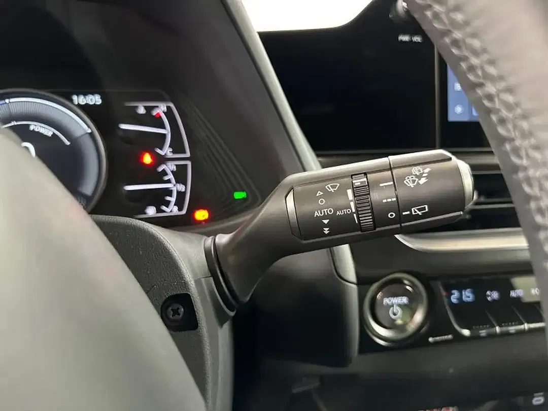 Lexus UX 250h F SPORT Design - Thumbnail 25