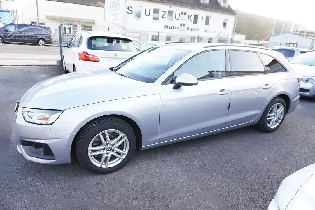 Audi A4 35 TDI AUT Avant - Thumbnail 4