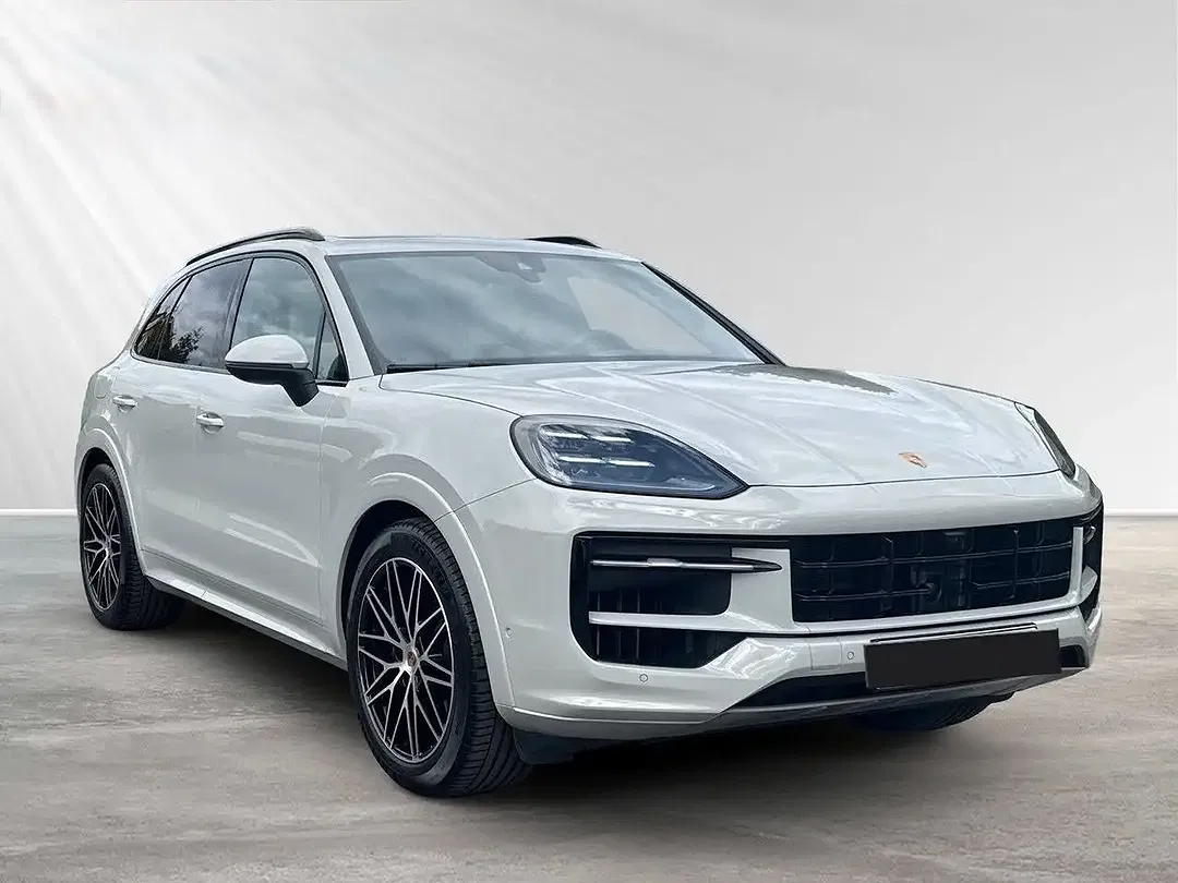Porsche Cayenne E-Hybrid - Thumbnail 8