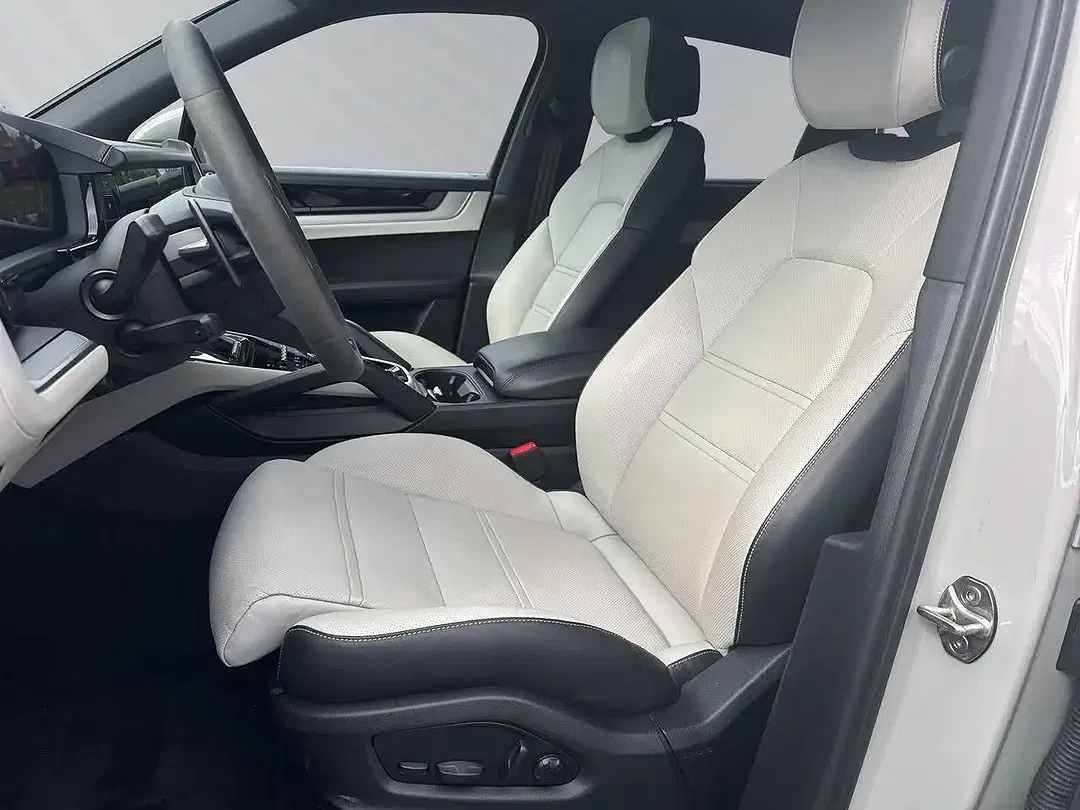 Porsche Cayenne E-Hybrid - Thumbnail 10