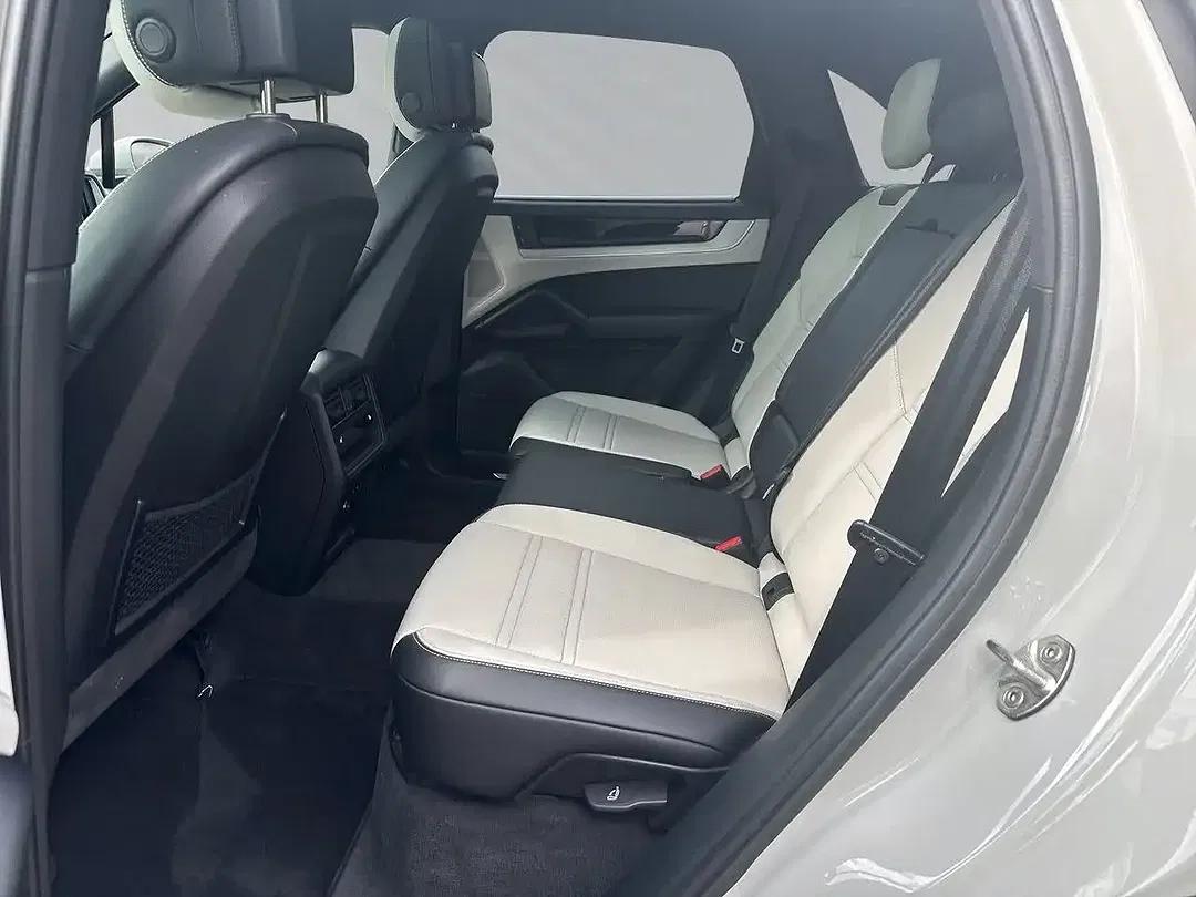 Porsche Cayenne E-Hybrid - Thumbnail 17