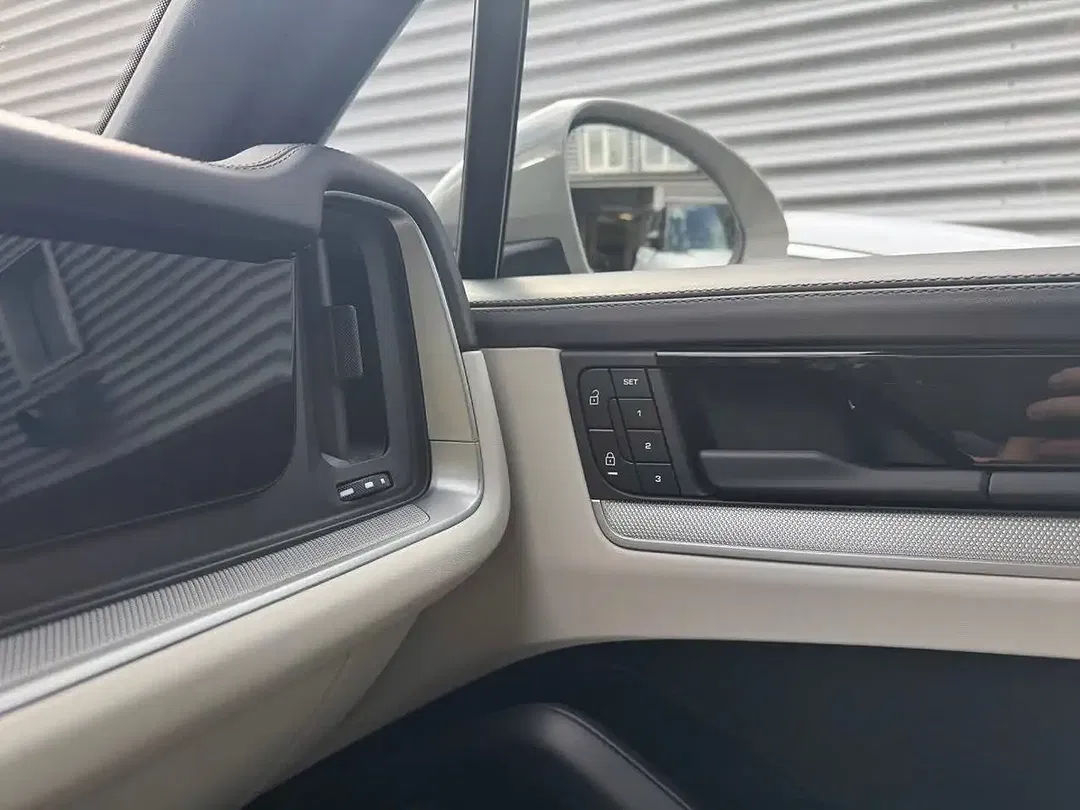 Porsche Cayenne E-Hybrid - Thumbnail 22