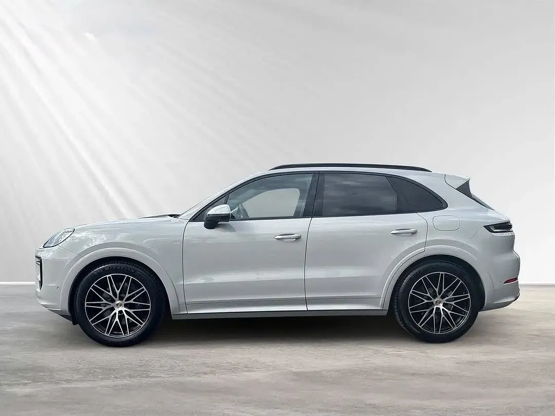 Porsche Cayenne E-Hybrid - Thumbnail 3
