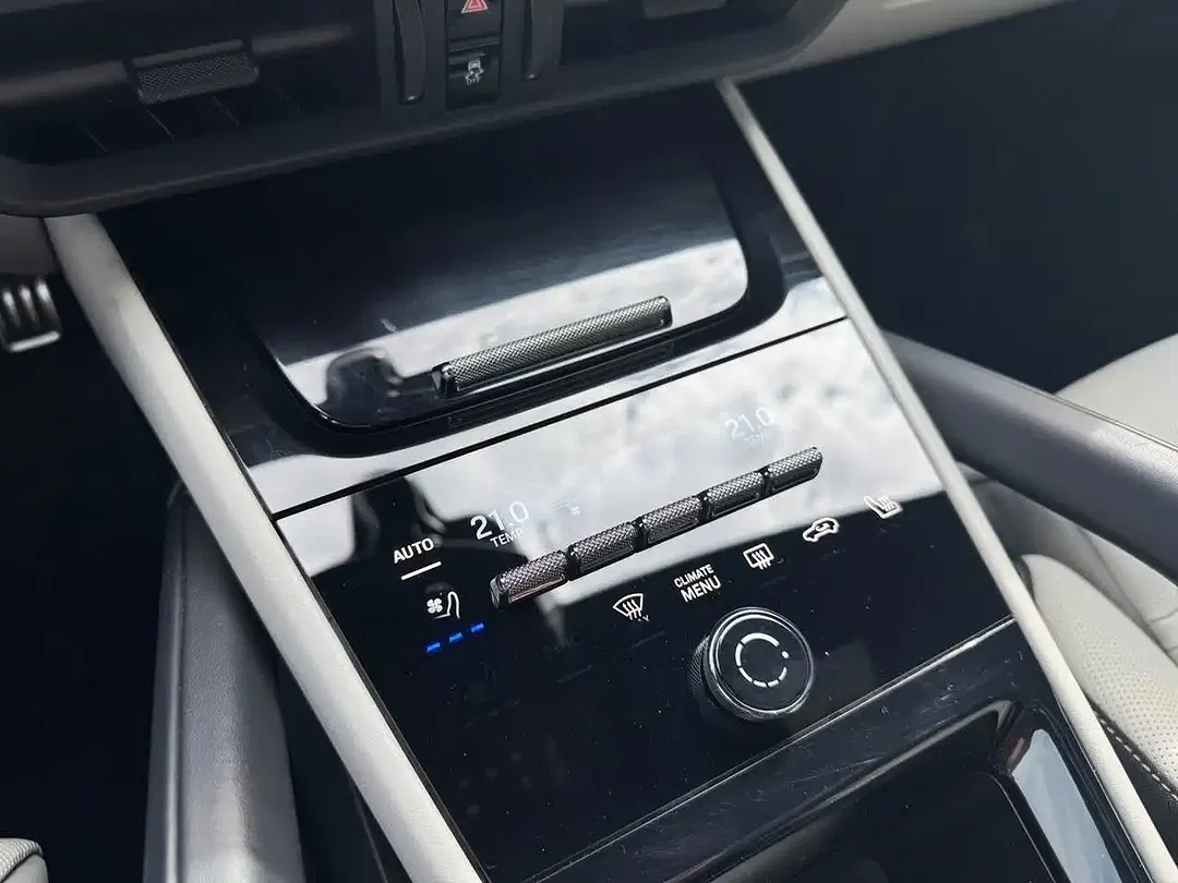 Porsche Cayenne E-Hybrid - Thumbnail 28