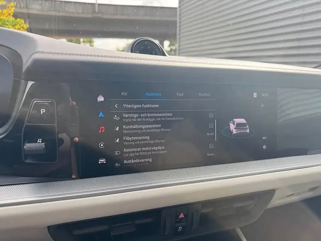 Porsche Cayenne E-Hybrid - Thumbnail 30