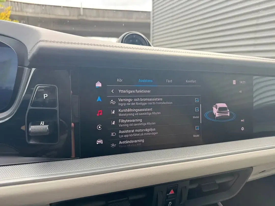 Porsche Cayenne E-Hybrid - Thumbnail 32
