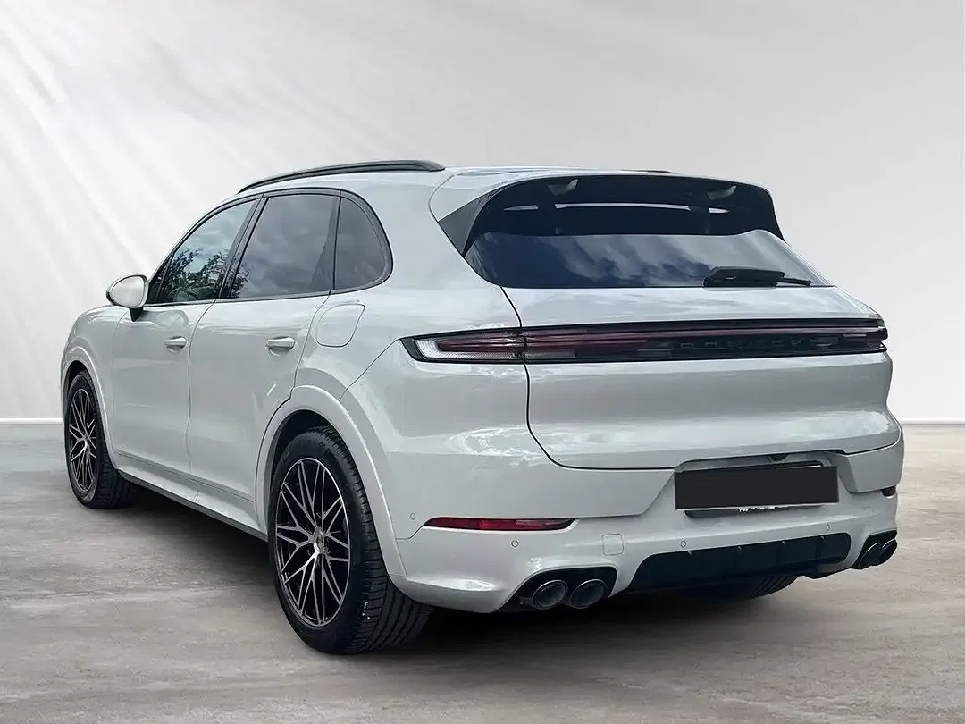Porsche Cayenne E-Hybrid - Thumbnail 4